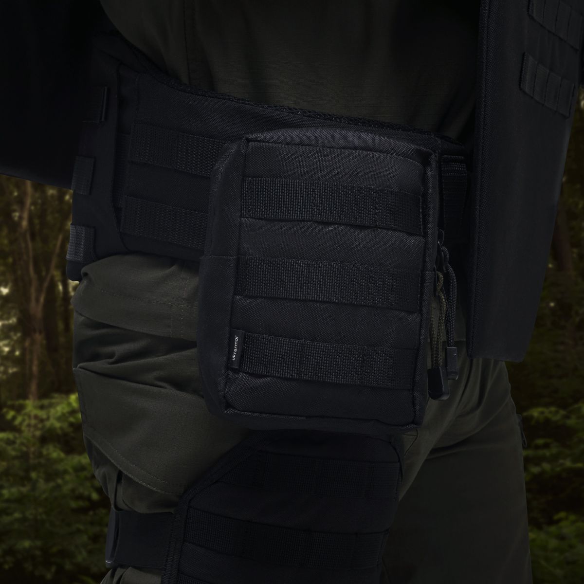 Підсумок утилітарний L. Кріплення Molle. Cordura 500D. Чорний. 2