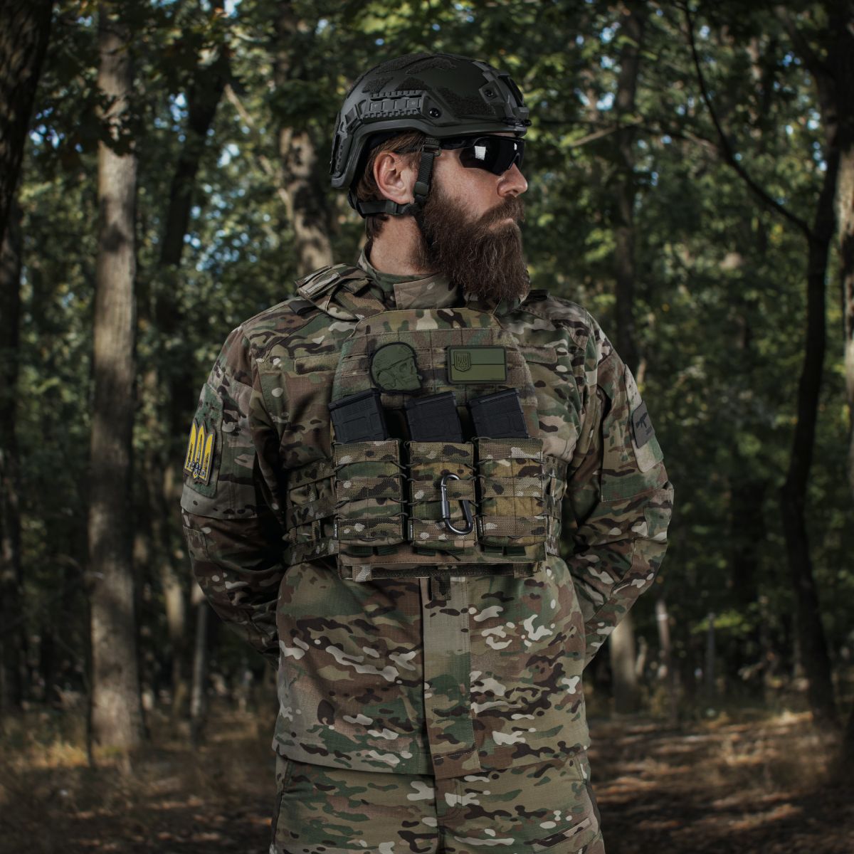 Бронежилет 6-го класу M.V.P. Вага 5.4 кг. Керамічні плити Shield Germany 2.65 кг. Мультикам 2